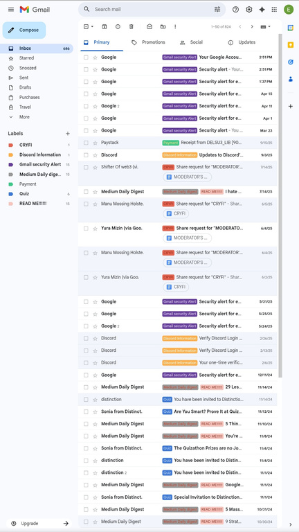 Gmail inbox before clean-up, showing hundreds of unread labelled messages